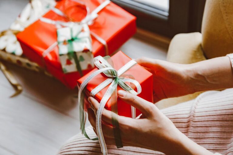 Personalized vs. Generic Gifts: Why It Matters for Milestone Moments