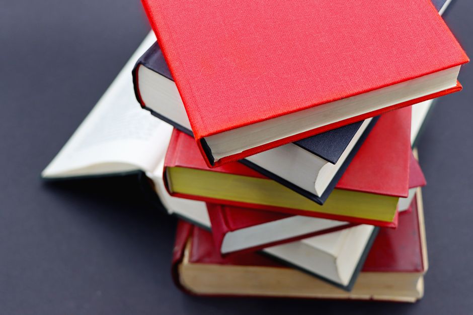 Hardcover vs. Softcover: Which Should You Choose?